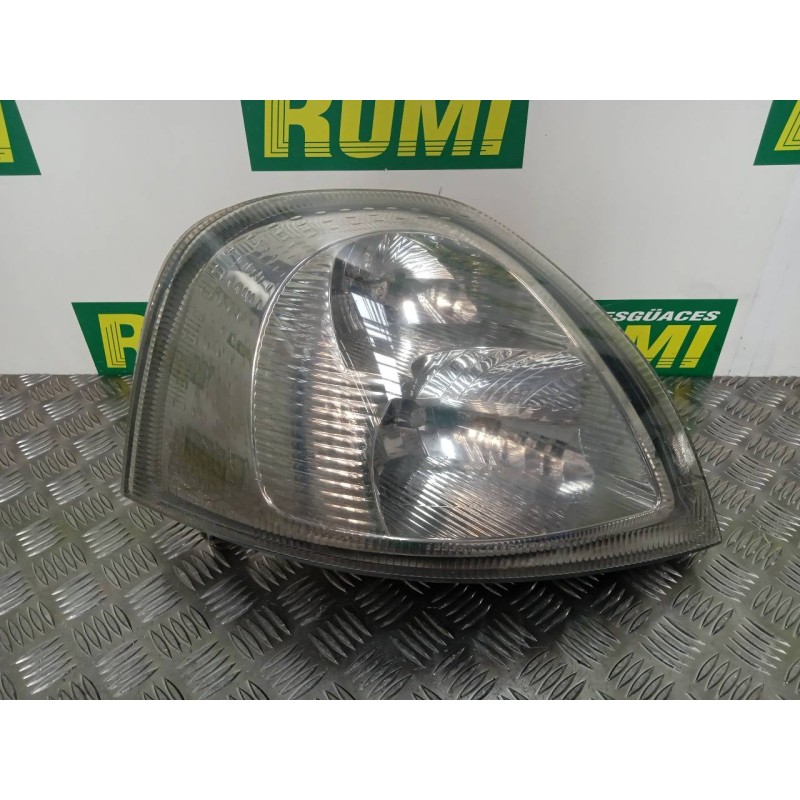 Recambio de faro derecho para renault mascott referencia OEM IAM 8200163518 03F4T2 DX41940748