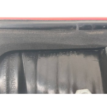 Recambio de piloto trasero derecho interior para seat leon (1m1) signo referencia OEM IAM 1M6945092B  