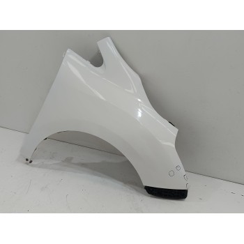 Recambio de aleta delantera derecha para toyota verso life referencia OEM IAM   