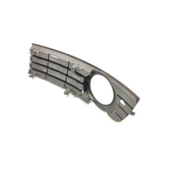 Recambio de rejilla paragolpes derecha para audi a4 berlina (8e) 1.9 tdi (96kw) referencia OEM IAM 8E0807682A  