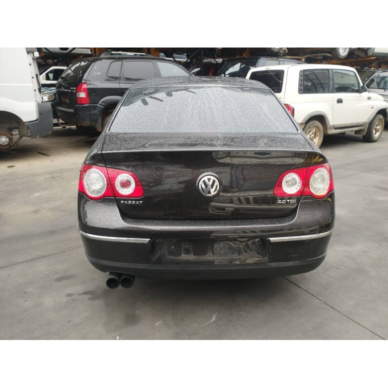 VOLKSWAGEN PASSAT BERLINA (3C2)