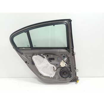 Recambio de puerta trasera izquierda para renault laguna iii dynamique referencia OEM IAM   