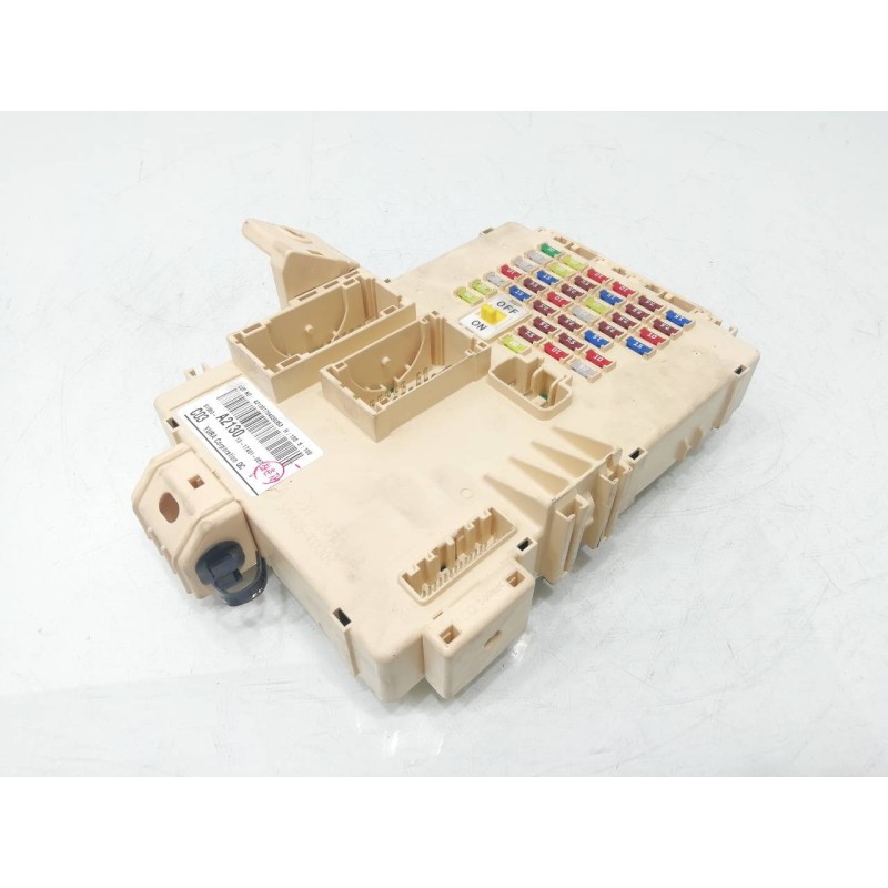 Recambio de caja reles / fusibles para kia cee´d tech referencia OEM IAM 91950A2130  