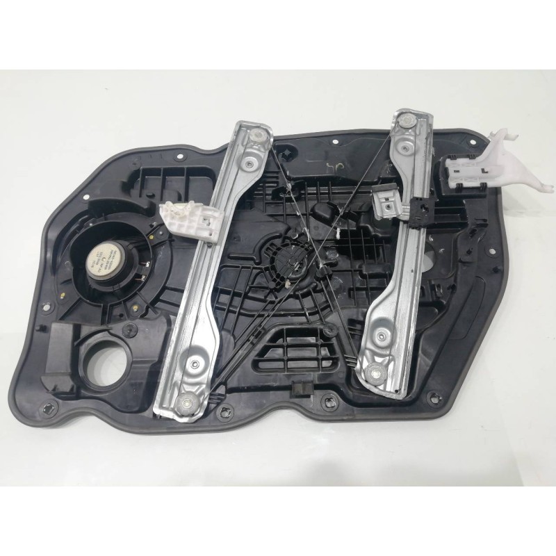 Recambio de elevalunas delantero izquierdo para kia cee´d tech referencia OEM IAM 82470A2301  