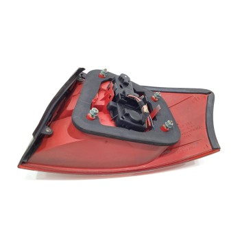 Recambio de piloto trasero izquierdo para audi a6 berlina (4b2) referencia OEM IAM 4B5945095  