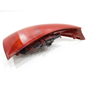 Recambio de piloto trasero derecho para citroën c3 1.4 hdi x referencia OEM IAM 2556  