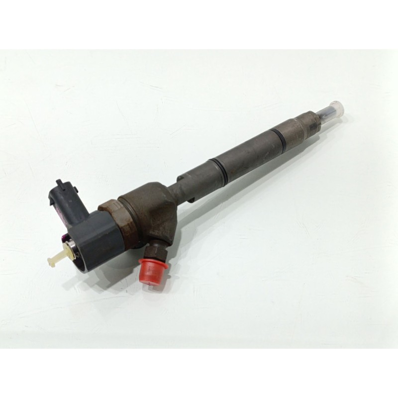 Recambio de inyector para kia cee´d active referencia OEM IAM 338002A900  