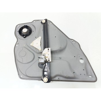 Recambio de elevalunas trasero derecho para mercedes-benz clase b (w245) 200 cdi (245.208) referencia OEM IAM A1697301679  