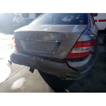 mercedes-benz clase c (w204) berlina del año 2007