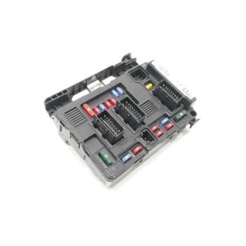 CAJA RELES / FUSIBLES 9650618380 