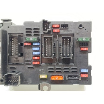 Recambio de caja reles / fusibles para citroën berlingo 1.6 hdi 75 sx familiar referencia OEM IAM 9657608880  