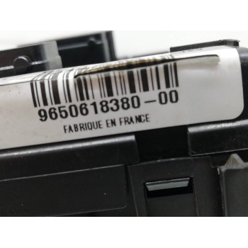Recambio de caja reles / fusibles para citroën c3 1.4 hdi x referencia OEM IAM 9650618380  