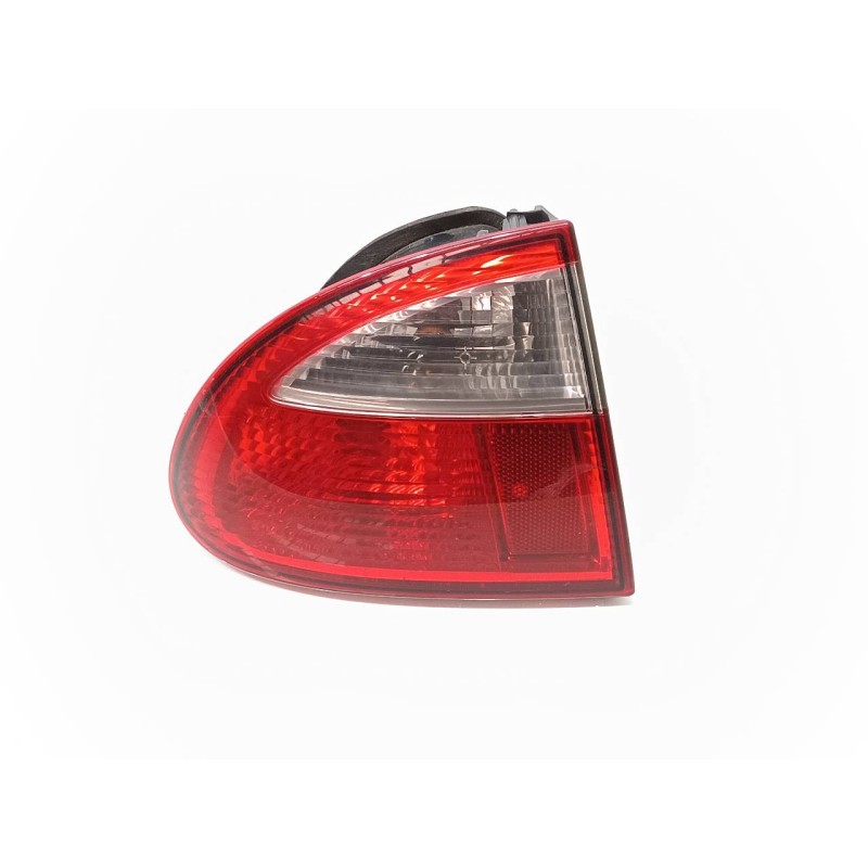 Recambio de piloto trasero izquierdo para seat leon (1m1) sport referencia OEM IAM 1M6945111  