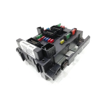 Recambio de caja reles / fusibles para citroën xsara berlina 1.9 diesel referencia OEM IAM 9646405280  