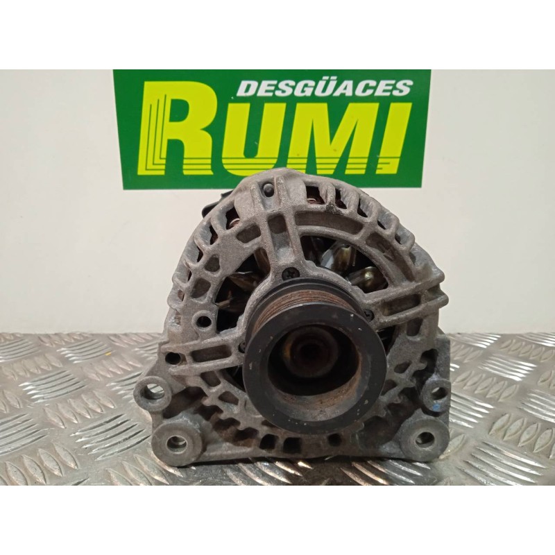 Recambio de alternador para volkswagen polo (9n1) highline referencia OEM IAM 038903018RX 038903018RX03 