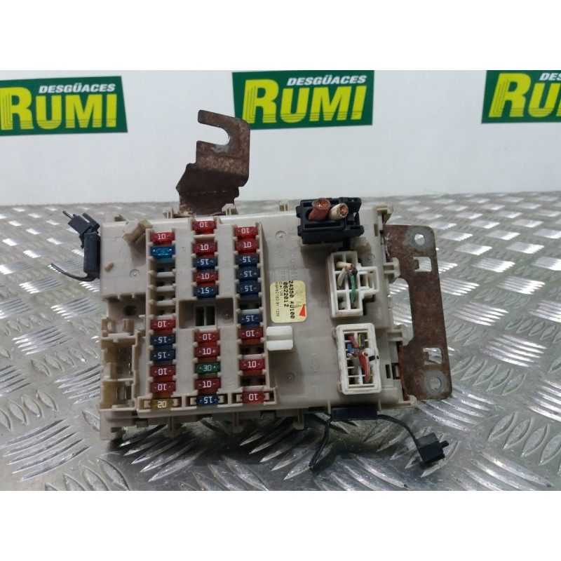 Recambio de caja reles / fusibles para nissan almera tino (v10m) ambience referencia OEM IAM 243504U100 0622012 