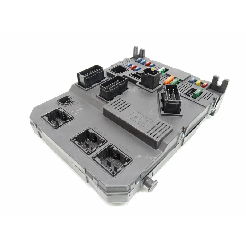 Recambio de caja reles / fusibles para citroën c3 1.4 hdi referencia OEM IAM 9652474480  