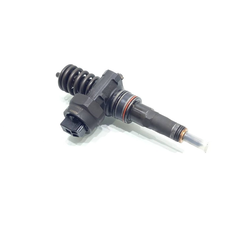 Recambio de inyector para volkswagen passat berlina (3b2) comfortline referencia OEM IAM 038130073F  