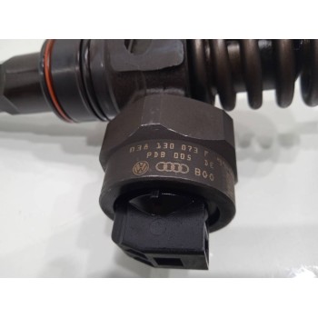 Recambio de inyector para volkswagen passat berlina (3b2) comfortline referencia OEM IAM 038130073F  