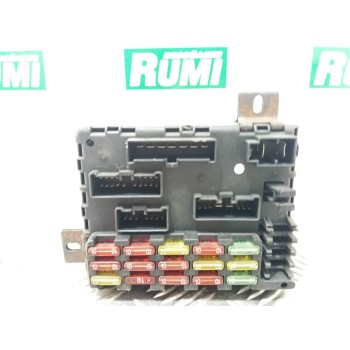 Recambio de caja reles / fusibles para fiat bravo (182) jtd 105 / 100 gt referencia OEM IAM 46533391A223  
