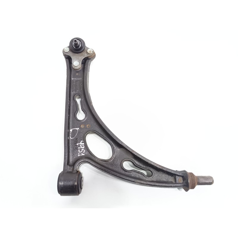 Recambio de brazo suspension inferior delantero derecho para audi a3 (8p) 1.9 tdi ambiente referencia OEM IAM 201967B  