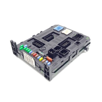 Recambio de caja reles / fusibles para peugeot 307 berlina (s2) x-line referencia OEM IAM 9660105980  