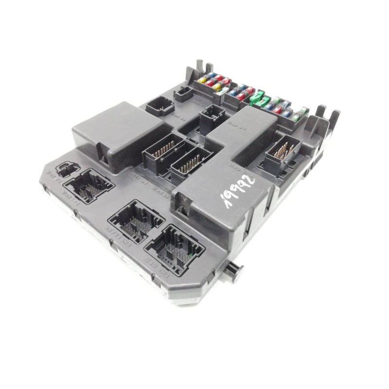 Recambio de caja reles / fusibles para peugeot 307 (s1) xr referencia OEM IAM 9651196880  