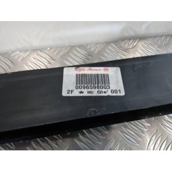 Recambio de travesaño superior para alfa romeo 33 berlina referencia OEM IAM 96598003  