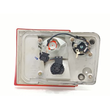 Recambio de piloto trasero derecho interior para audi a6 berlina (c4) 2.6 referencia OEM IAM 4A0945094  