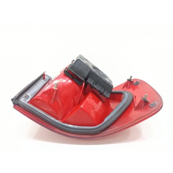 Recambio de piloto trasero izquierdo para audi a6 berlina (c4) 2.6 referencia OEM IAM 4A5945095B  