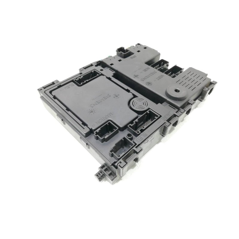 Recambio de caja reles / fusibles para peugeot 206 berlina gti referencia OEM IAM 9626460880  