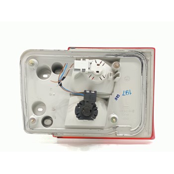 Recambio de piloto trasero izquierdo interior para audi a6 berlina (c4) 2.6 referencia OEM IAM 4A0945093  