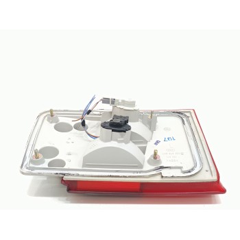 Recambio de piloto trasero izquierdo interior para audi a6 berlina (c4) 2.6 referencia OEM IAM 4A0945093  