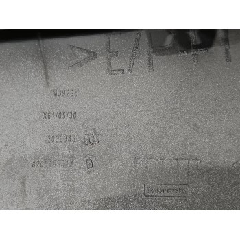 Recambio de rejilla delantera para renault kangoo furgón compact comfort referencia OEM IAM 8200499017  