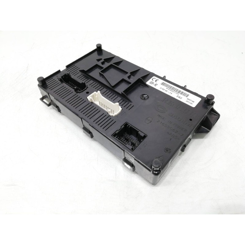 Recambio de caja reles / fusibles para renault clio ii fase ii (b/cb0) authentique referencia OEM IAM 8200207135  
