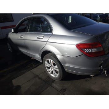 mercedes-benz clase c (w204) berlina del año 2007