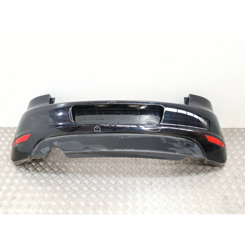 Recambio de paragolpes trasero para volkswagen golf vi (5k1) rabbit referencia OEM IAM 5K6807421  