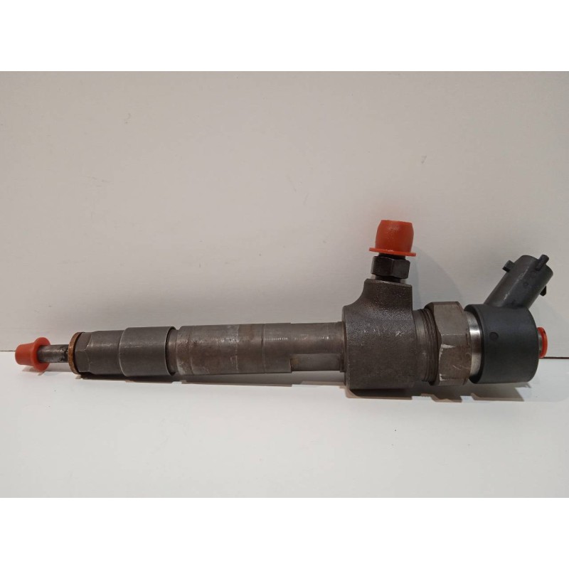 Recambio de inyector para alfa romeo 156 (116) 1.9 jtd progression referencia OEM IAM 0445110119  
