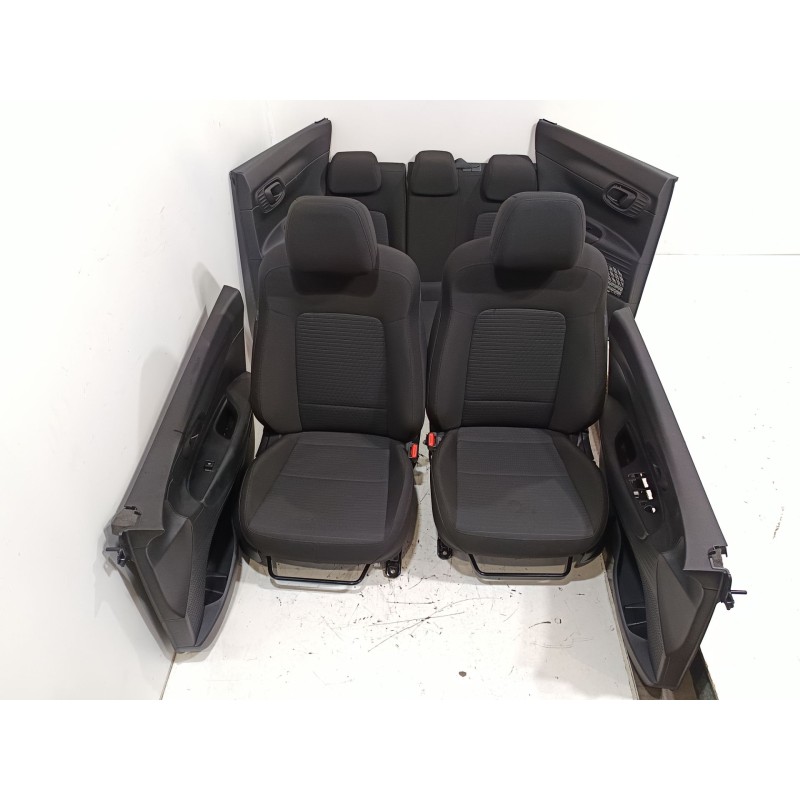 Recambio de juego asientos completo para hyundai i20 (bc3) klass referencia OEM IAM   