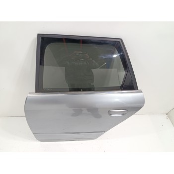 Recambio de puerta trasera izquierda para audi a4 avant (8e) 1.9 tdi referencia OEM IAM   