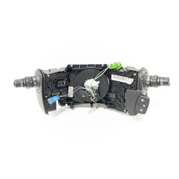 Recambio de mando multifuncion para renault scenic ii confort dynamique referencia OEM IAM 820012772713  