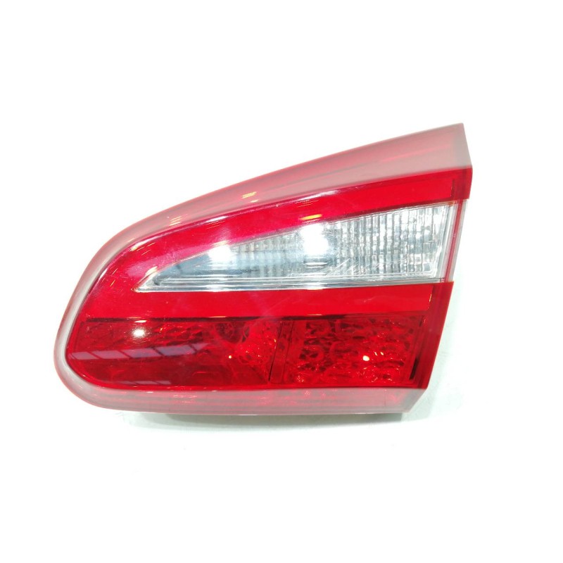 Recambio de piloto trasero derecho interior para kia cee´d tech referencia OEM IAM 92404A2200  