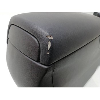 Recambio de apoyabrazos central para kia cee´d tech referencia OEM IAM 84651A2000  