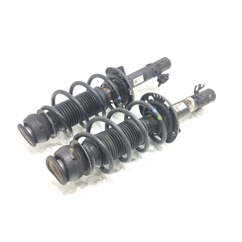 Recambio de juego amortiguadores delantero para seat ibiza st (6j8) sport referencia OEM IAM 6R0413031F  