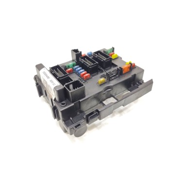 Recambio de caja reles / fusibles para peugeot 206 berlina xr referencia OEM IAM 9650664080  