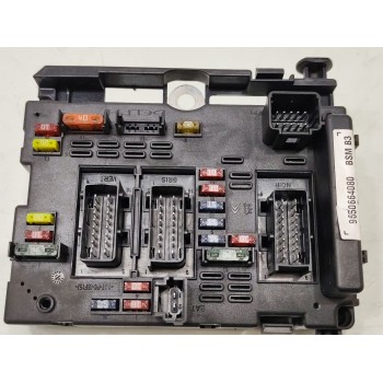 Recambio de caja reles / fusibles para peugeot 206 berlina xr referencia OEM IAM 9650664080  