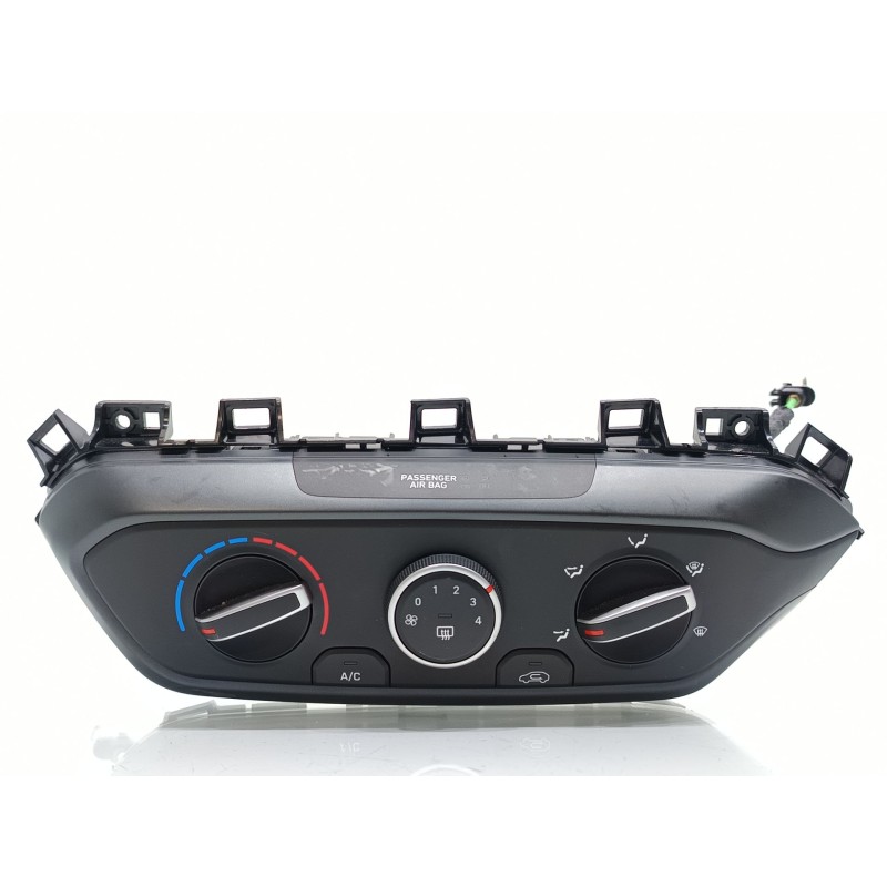 Recambio de mando calefaccion / aire acondicionado para hyundai i20 (bc3) klass referencia OEM IAM 97250Q0010  