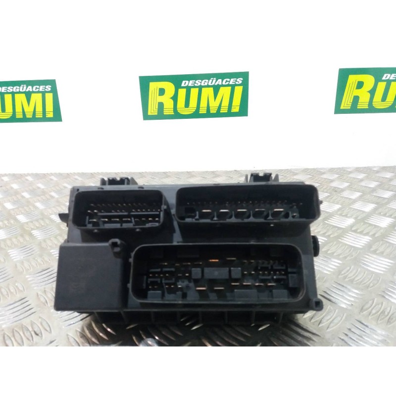 Recambio de caja reles / fusibles para fiat punto (evo) (199) dynamic referencia OEM IAM 51775622 51775622DS 