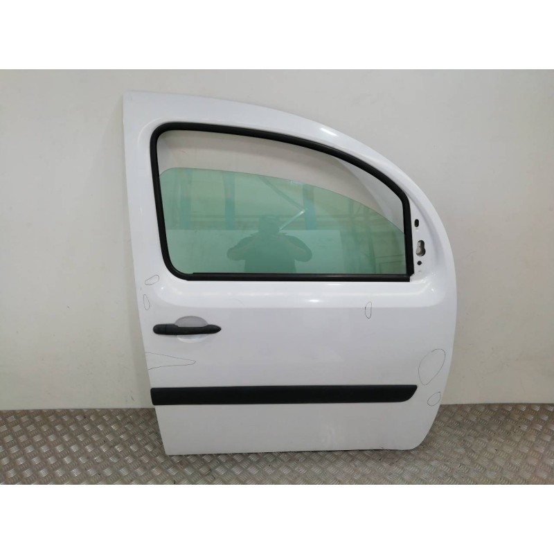 Recambio de puerta delantera derecha para renault kangoo profesional referencia OEM IAM   
