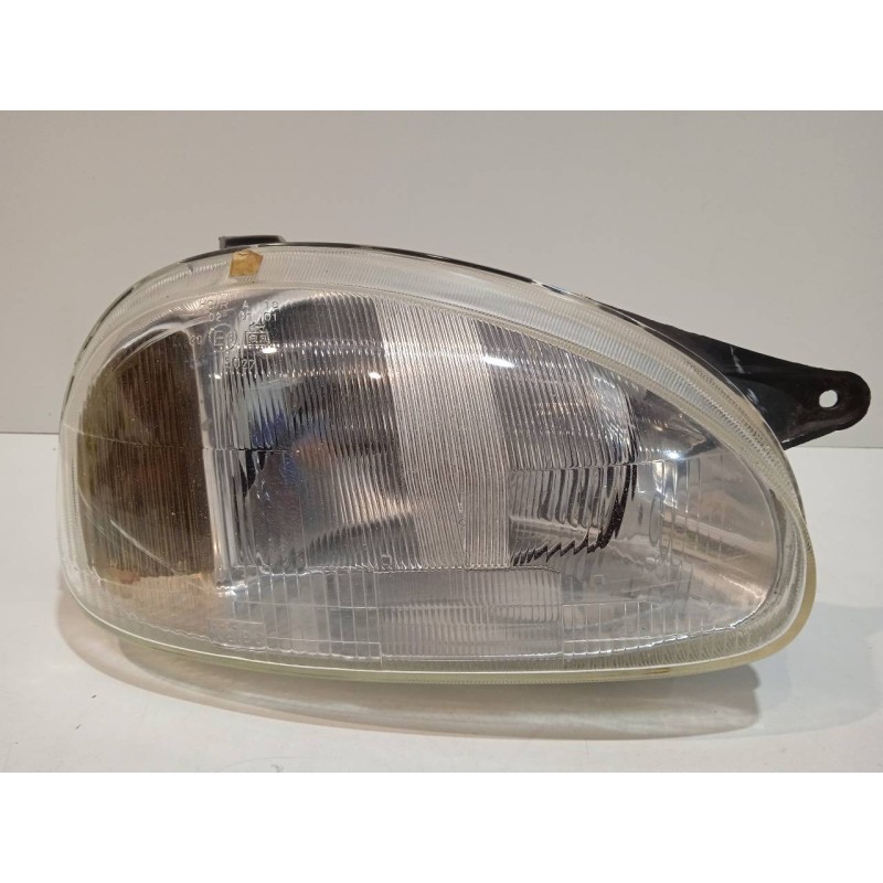 Recambio de faro derecho para opel corsa b referencia OEM IAM   